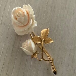 Vintage 14k gold filled Rose Brooch